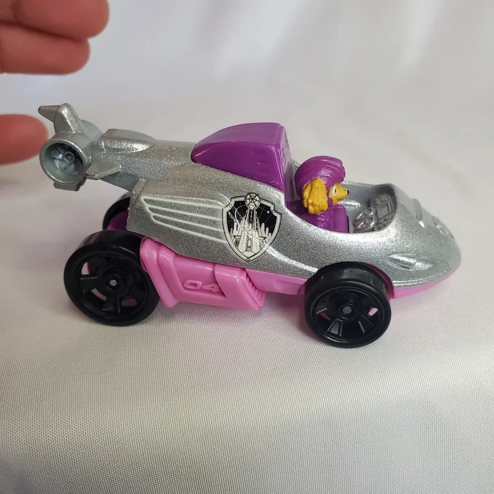 PAW PATROL SKYE VEHICLE PINK DIECAST CAR TRUE METAL 1:55 SPIN MASTER